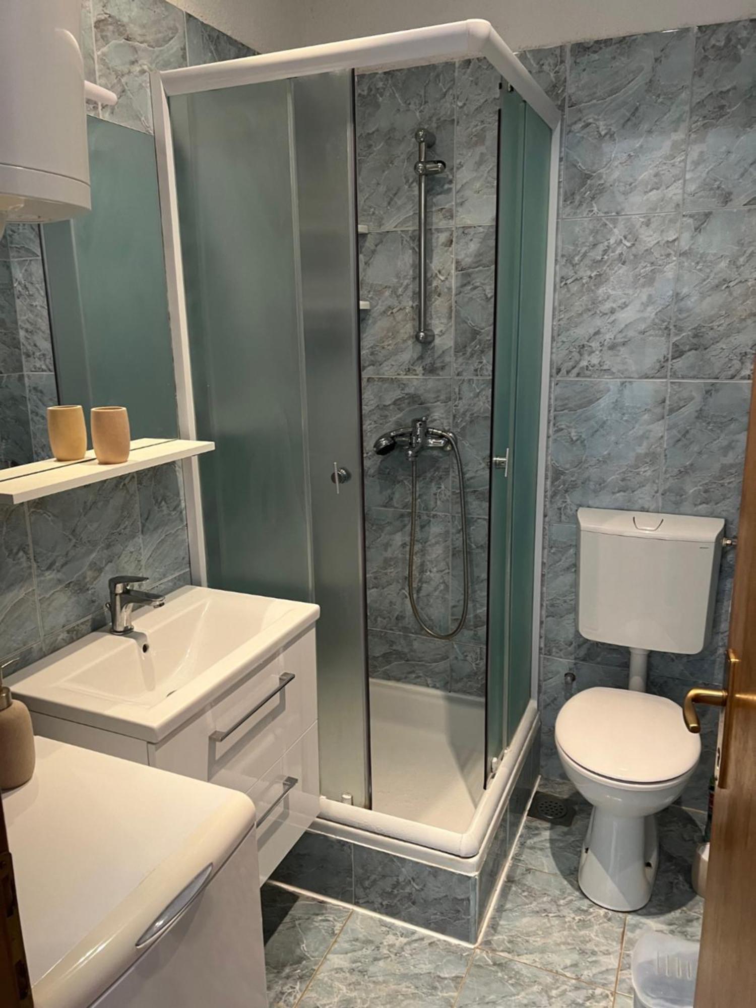 Apartmani Anna Vir Exterior foto
